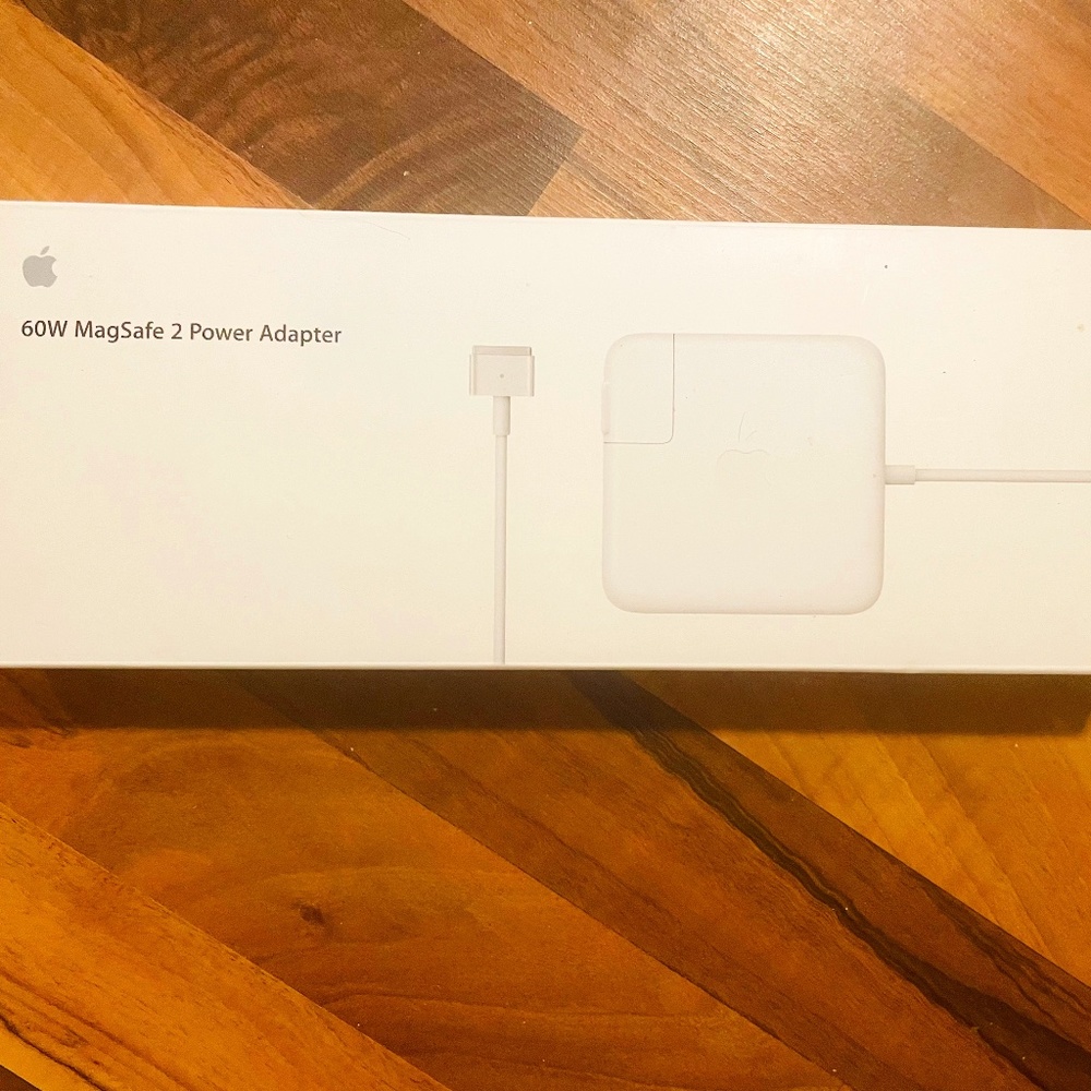 Apple 60 W Magsafe 2 Power Adapter